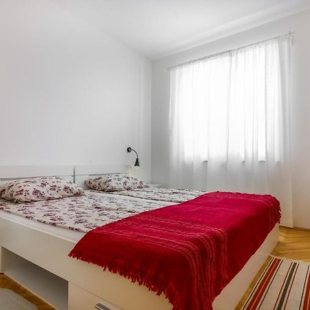 Saten Suite Apartment Near The Beach بوريتش المظهر الخارجي الصورة