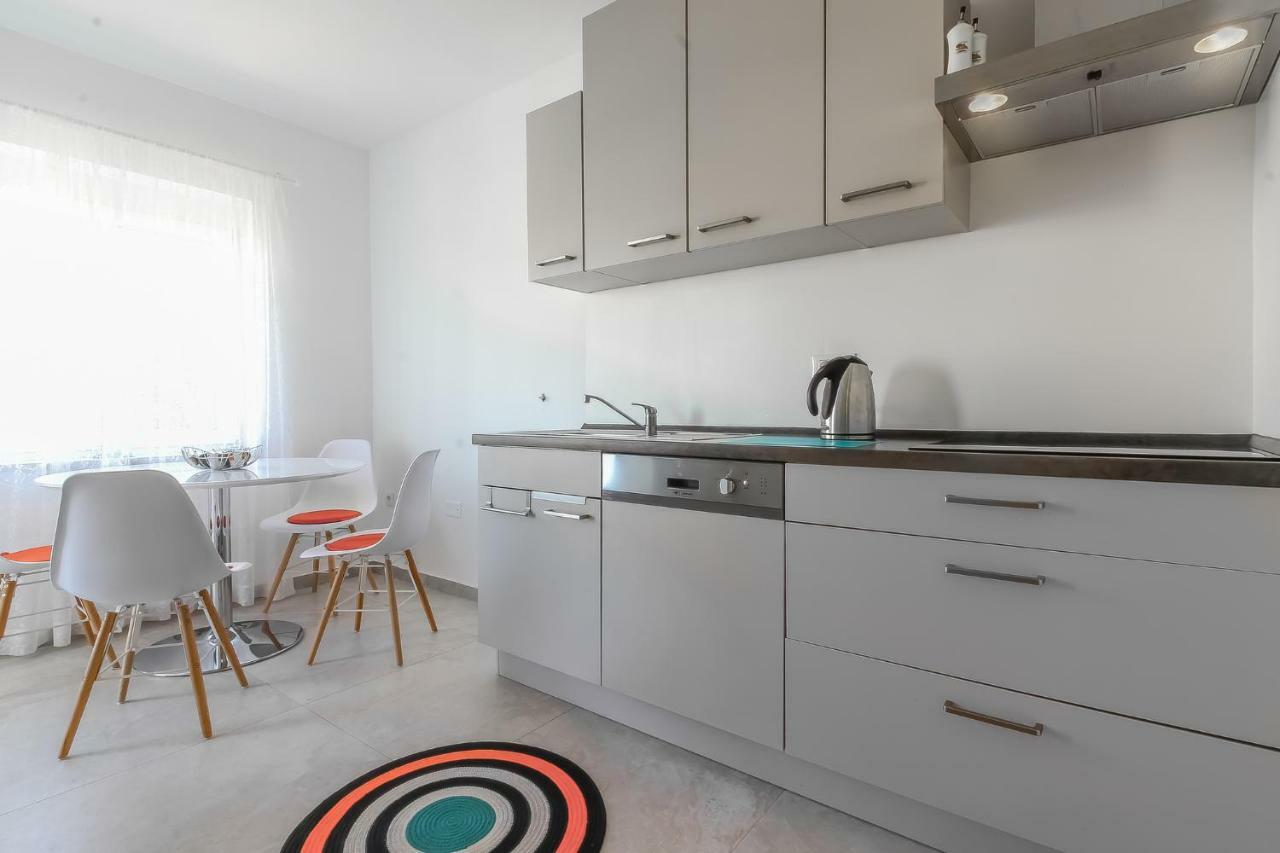 Saten Suite Apartment Near The Beach بوريتش المظهر الخارجي الصورة